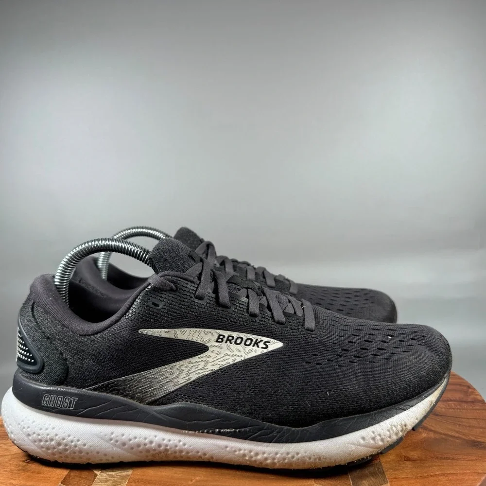 Brooks Ghost 14 Womens Running Shoes Black White Silver 1204071B090 Size 10